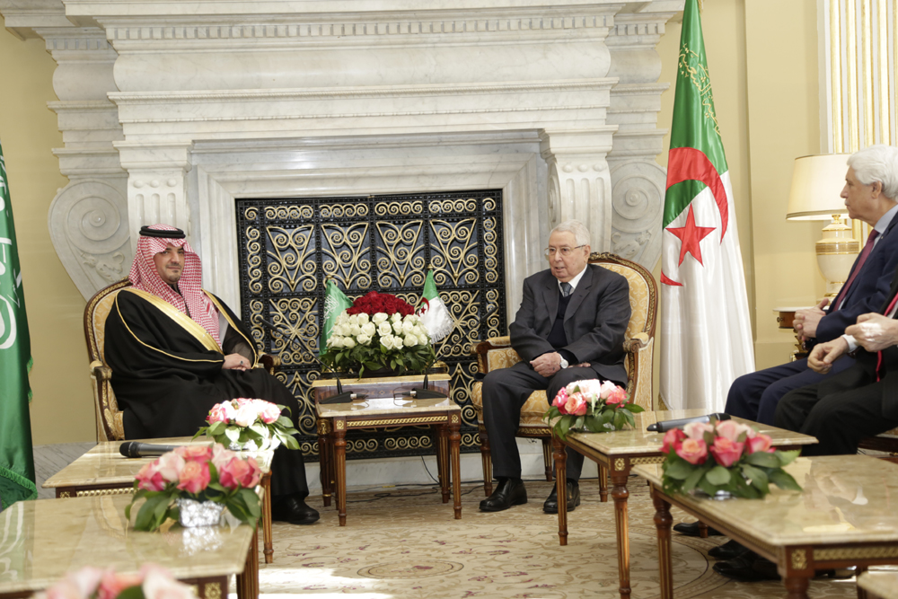 رئيس مجلس الأمة يستقبل صاحب السمو الملكي الأمير عبد العزيز بن سعود بن نايف بن عبد العزيز ال سعود