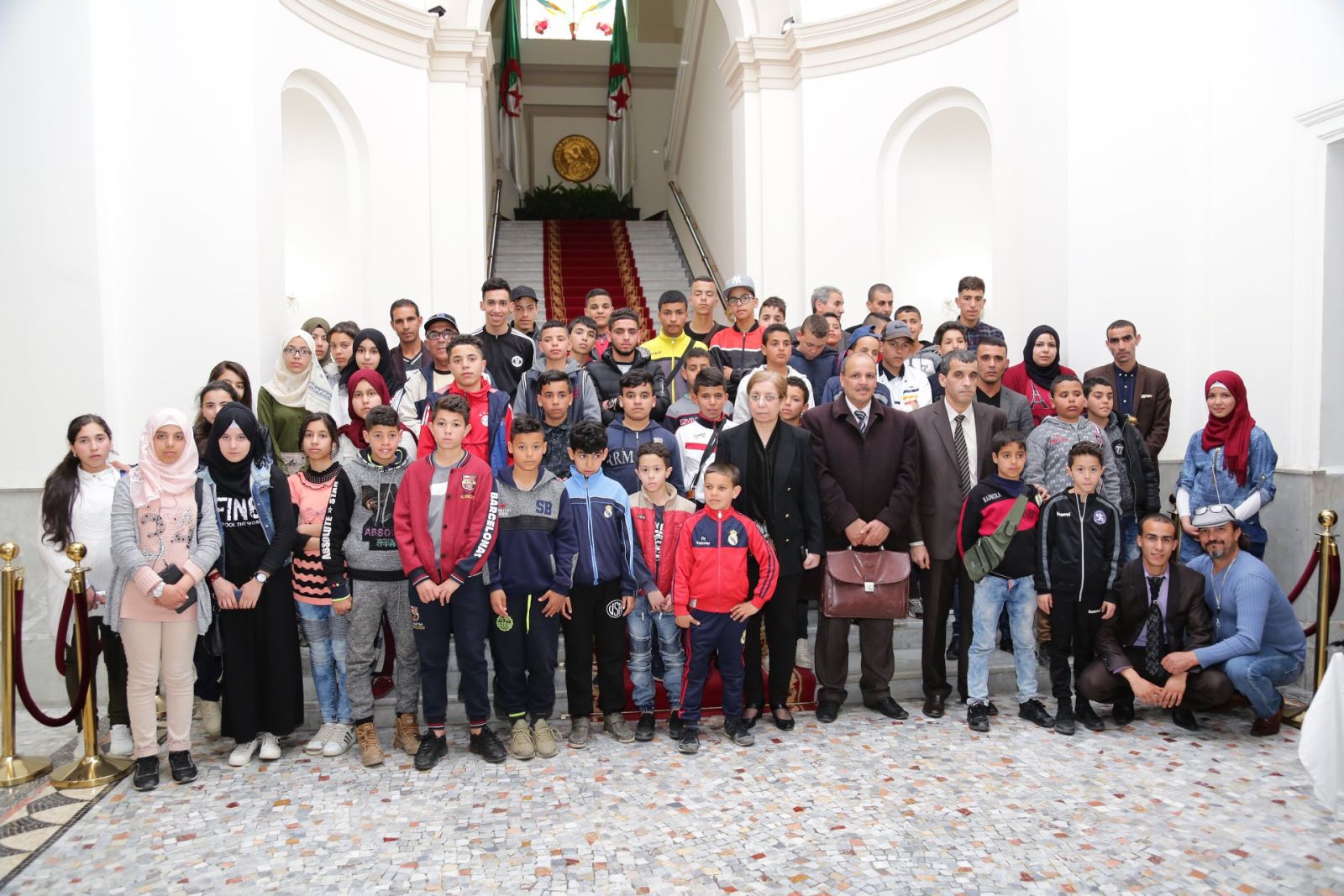 تلاميذ جمعية أحباب عين يوسف في زيارة للمجلس