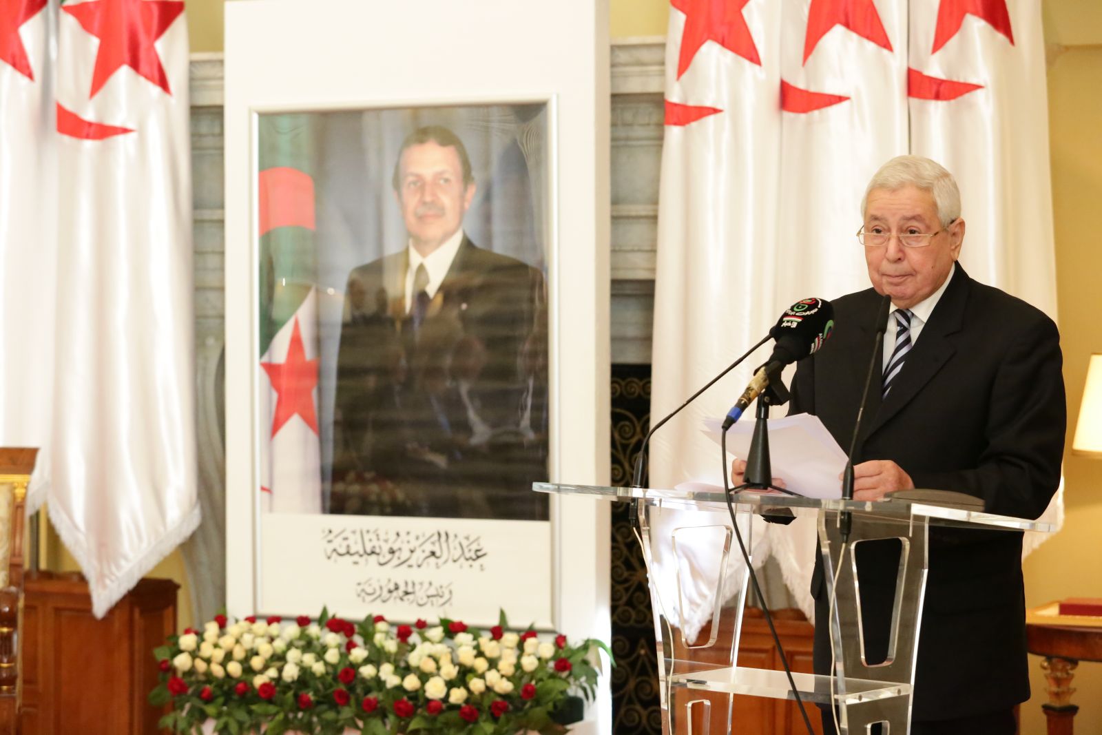 كلمة السيد رئيس مجلس الأمة في مراسيم إسداء وسام برتبة "أثير" للمجاهد وعضو مجلس الأمة الطاهر زبيري