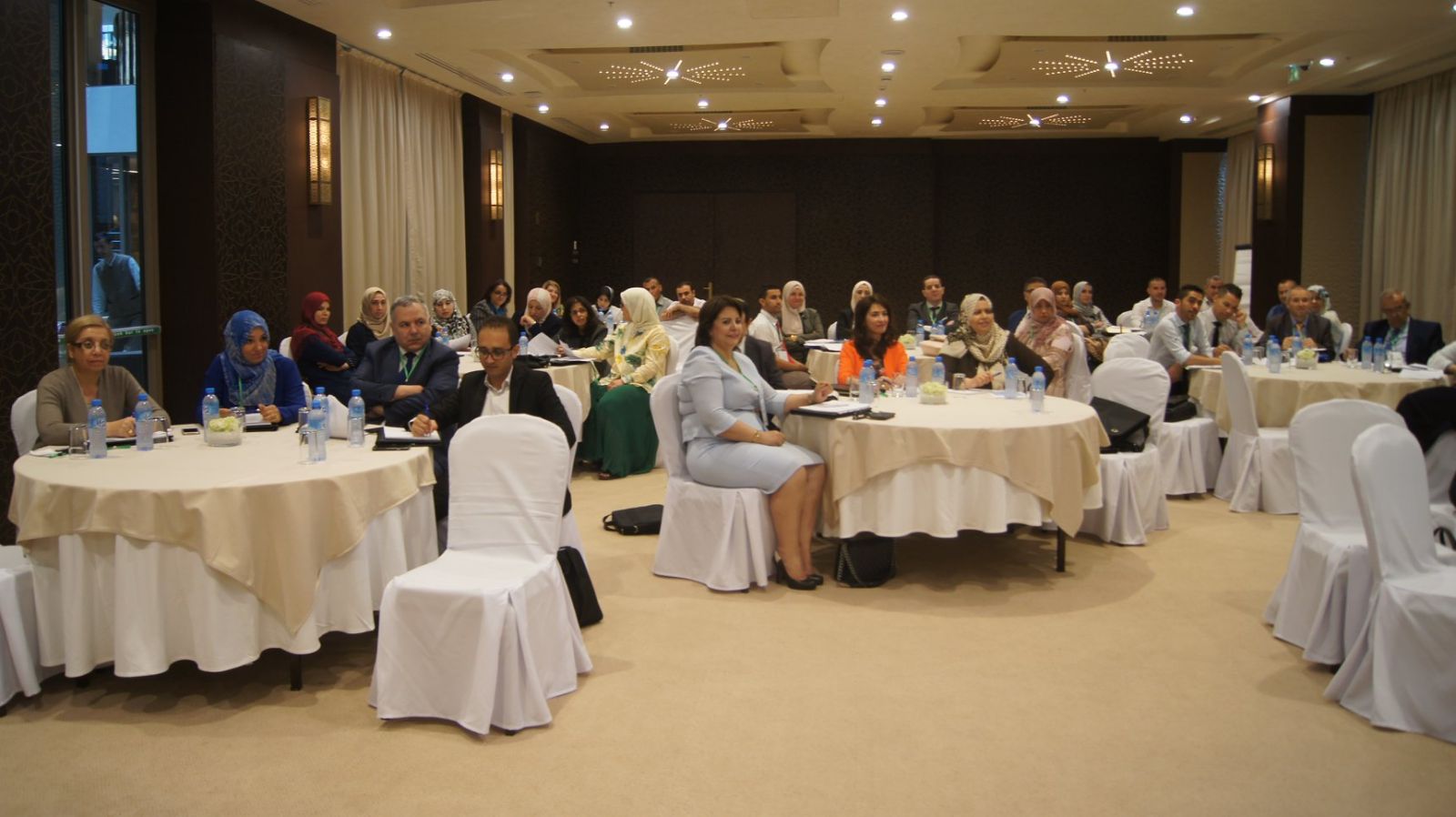 دورة تكوينية لفائدة إطارت و موظفي مجلس الأمة