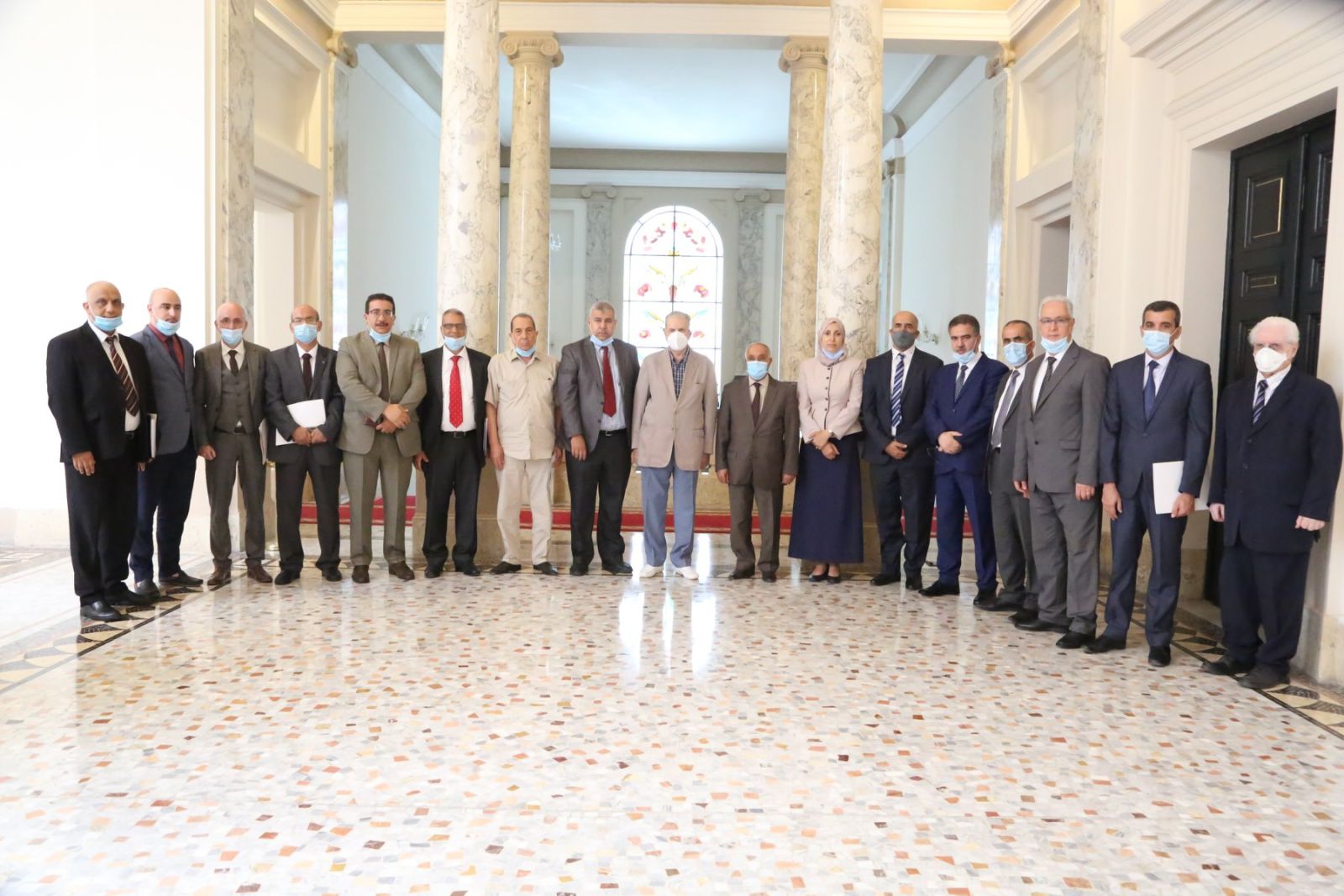 السيد_صالح قوجيل رئيس مجلس الأمة بالنيابة يلتقي مجموعة من إطارات المجلس