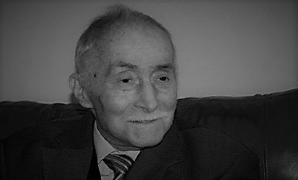 رئيس مجلس الأمة المجاهد صالح قوجيل يعزي عائلة المرحوم المجاهد علي يحيى عبد النور