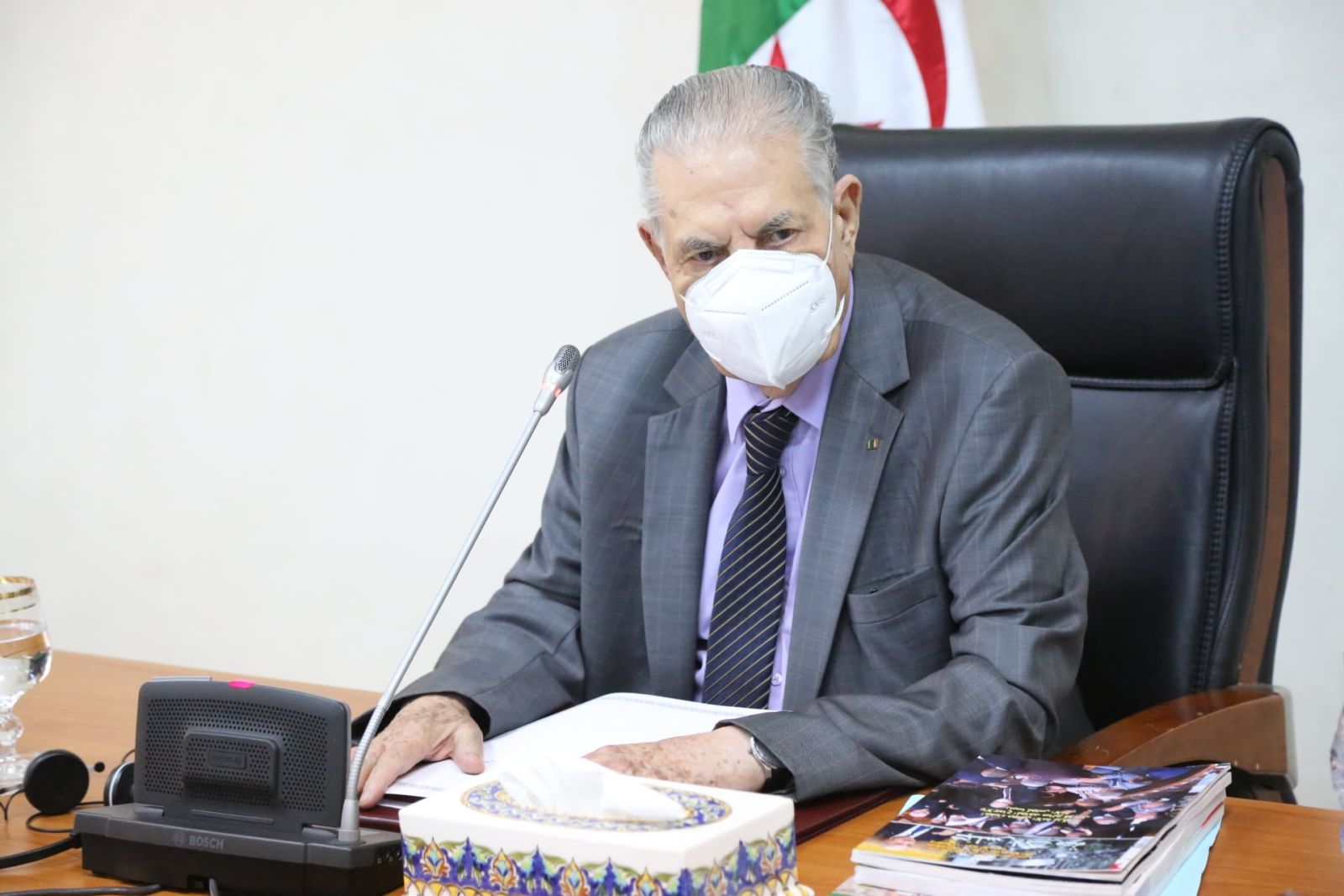 اجتماع مكتب مجلس الأمة الموسع لرؤساء المجموعات البرلمانية والمراقب البرلماني