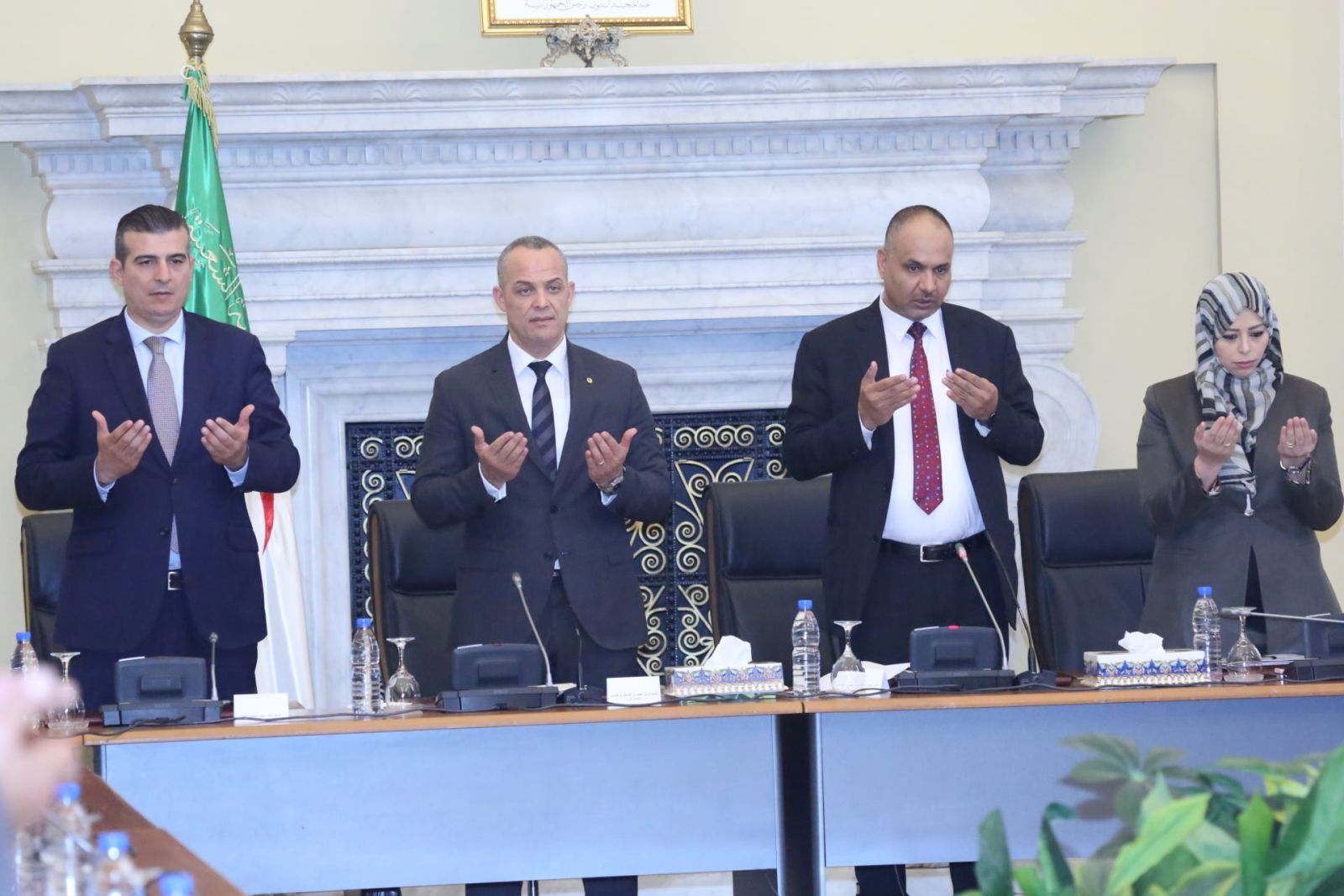 لجنة الصحة والشؤون الاجتماعية والعمل والتضامن الوطني تستمع إلى السيد وزير العمل