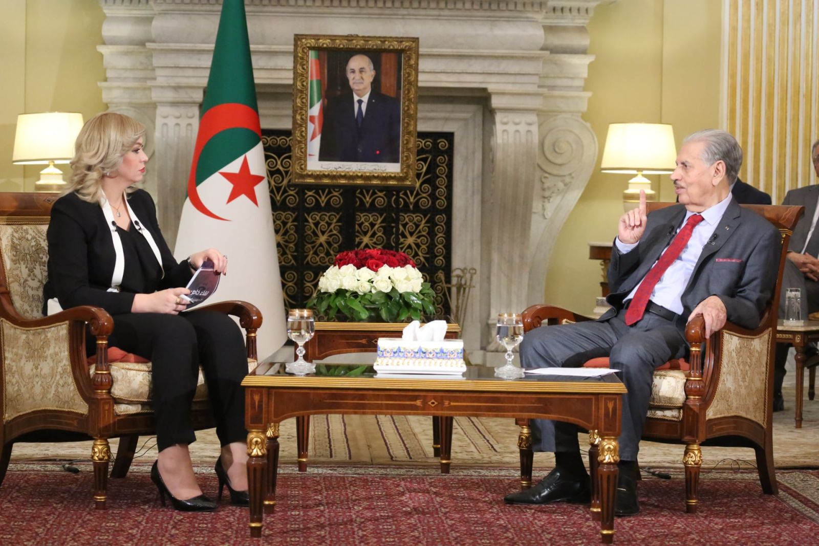 السيد صالح قوجيل، رئيس مجلس الأمة، يجري حوارا خاصا مع التلفزيون الجزائري