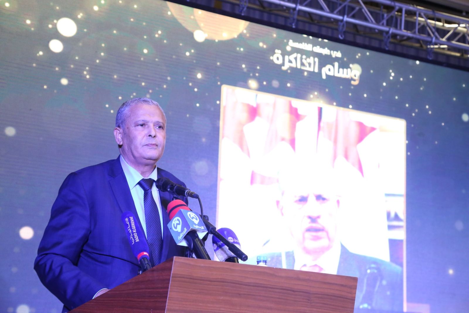 مشاركة السيد أحمد بنّاي، نائب رئيس مجلس الأمة، ممثلاً للسيّد صالح ڨوجيل، رئيس مجلس الأمة، في الفعالية التي نظمتها المنظمة الوطنية للمحافظة على الذاكرة وتبليغ رسالة الشهداء