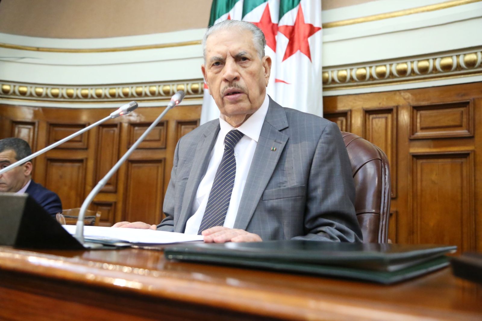 مجلس الأمة يعقد جلسة علنية ويُخصّصها لإثبات عضوية أعضاء جدد بعنوان الثلث الرئاسي، وتوجيه 9 أسئلة شفوية على 4 أعضاء في الحكومة