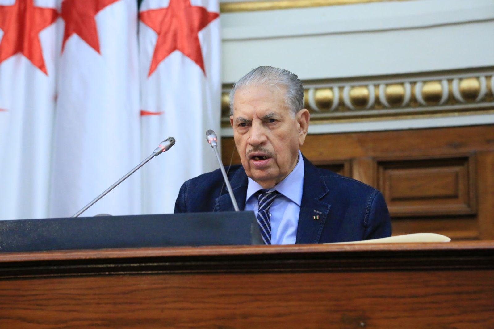 المصادقة على ثلاثة (3) نصوص قانونية تتعلّق بقطاعات العمل، التجارة وترقية الصادرات، والبيئة