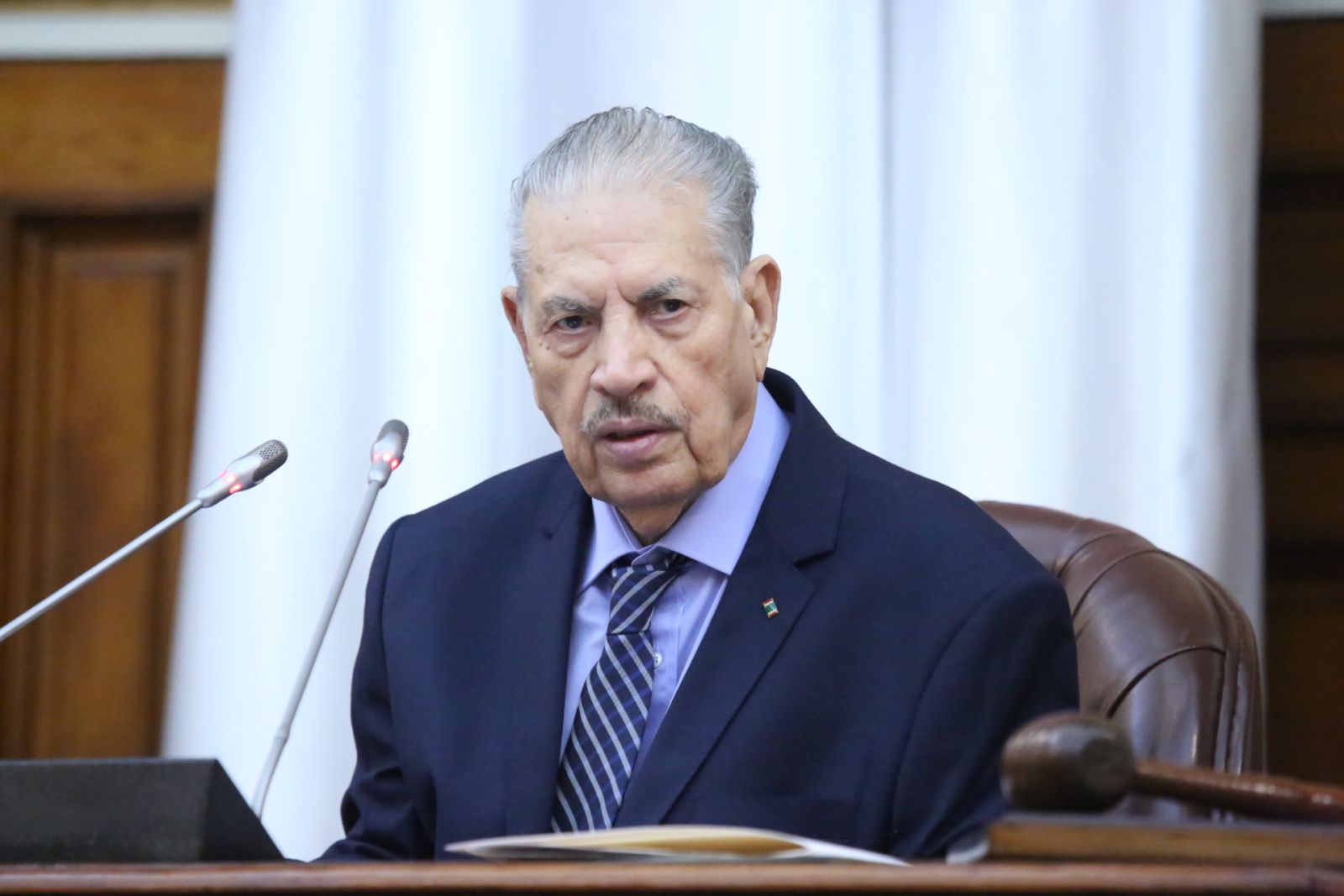 رئيس مجلس الأمة السيد صالح ڨوجيل، يؤكّد بأنّ "الجزائر الجديدة استرجعت سيادتها وكلمتها بين الأمم.. بفضل سياسات ومقاربات رئيس الجمهورية، السيد عبد المجيد تبون"