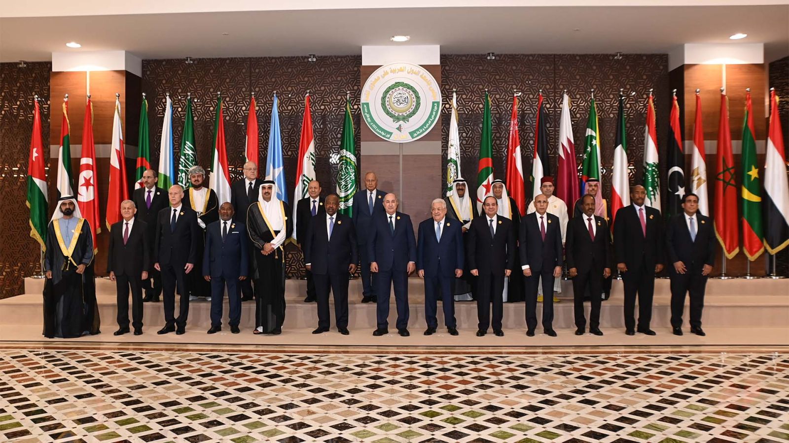 السيد صالح قوجيل رئيس مجلس الأمة يرفع رسالة تهنئة إلى السيد عبد المجيد تبون، رئيس الجمهورية، بمناسبة نجاح أشغال الدورة الحادية والثلاثين لمجلس جامعة الدول العربية المنعقدة بالجزائر