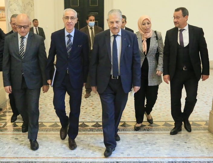 لليوم الثاني على التوالي أعضاء مجلس الأمة يواصلون مناقشتهم لنص القانون المتضمن قانون المالية لسنة 2023