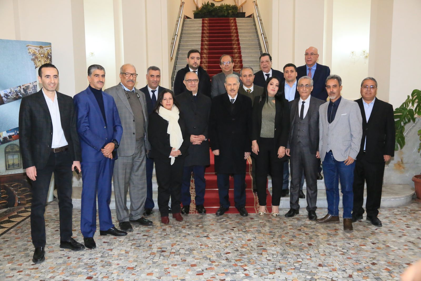 السيد صالح ڨوجيل، رئيس مجلس الأمة، يستقبل عدداً من مسؤولي وممثلي وسائل الإعلام الوطنية