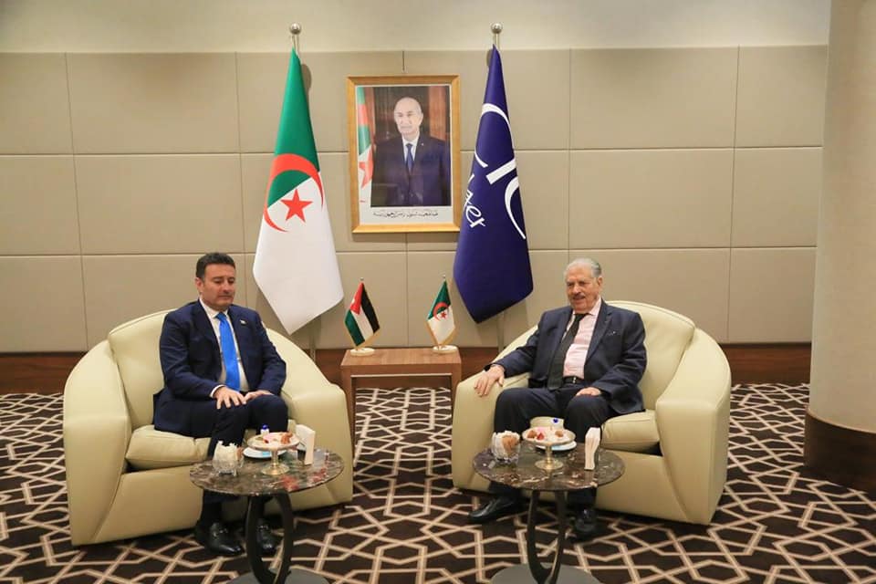 السيد صالح ڨوجيل، رئيس مجلس الأمة يستقبل السيد أحمد الصفدي، رئيس مجلس النواب الأردني