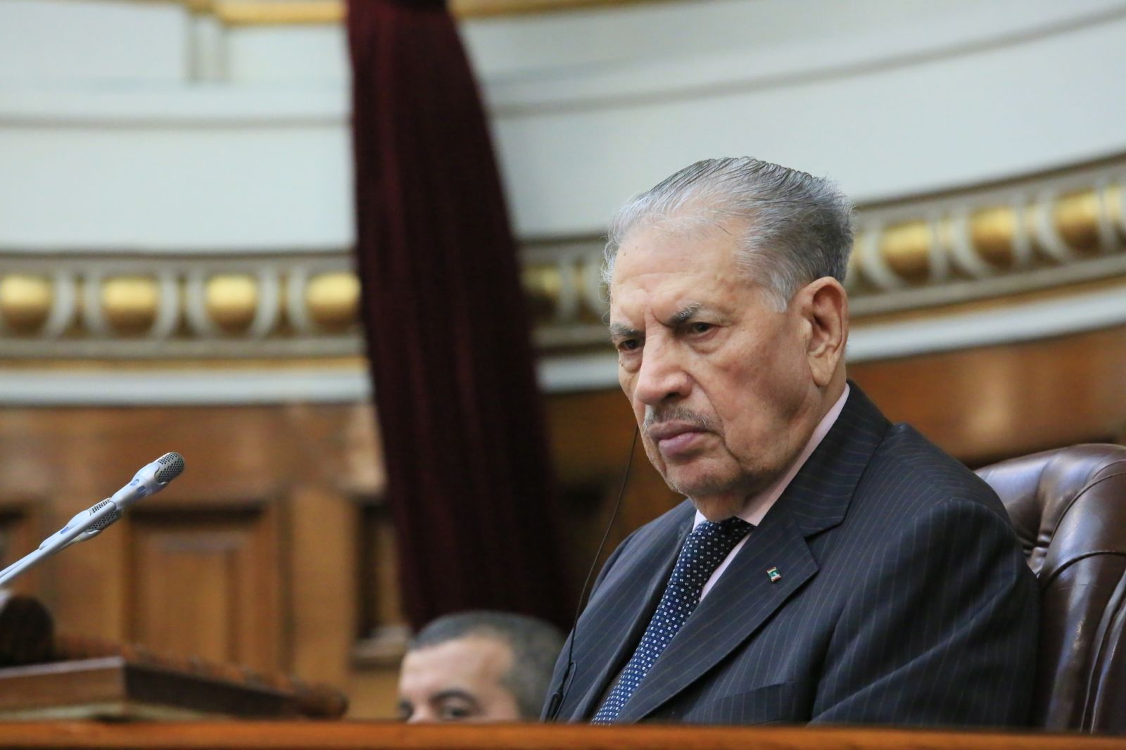 في جلسة علنية برئاسة السيد صالح ڤوجيل، رئيس مجلس الأمة  أعضاء المجلس يناقشون نصي القانون المتعلق بالوقاية من الإتجار بالبشر ومكافحته  والقانون الذي يُعدّل ويُتمّم القانون رقم 04-18، والمتعلق بالوقاية من المخدرات والمؤثرات العقلية  وقمع الاستعمال والإتجار غير المشروعين بها