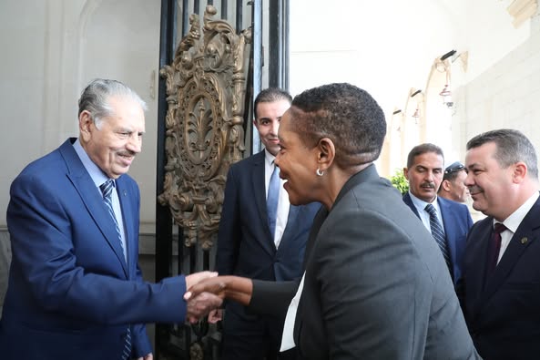 السيد صالح ڨوجيل، رئيس مجلس الأمة  يستقبل السيدة نيللي بوتيت كاشومبا موتي،  رئيسة الجمعية الوطنية لجمهورية زامبيا