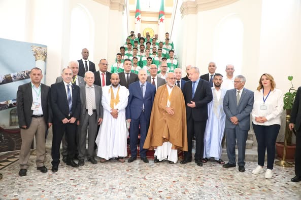 السيد صالح ڨوجيل، رئيس مجلس الأمة يستقبل وفداً رسمياً ورياضياً عن الجمهورية العربية الصحراوية الديمقراطية، يتقدّمهم السيد رئيس المجلس الوطني ووزير الشباب والرياضة الصحراويين..