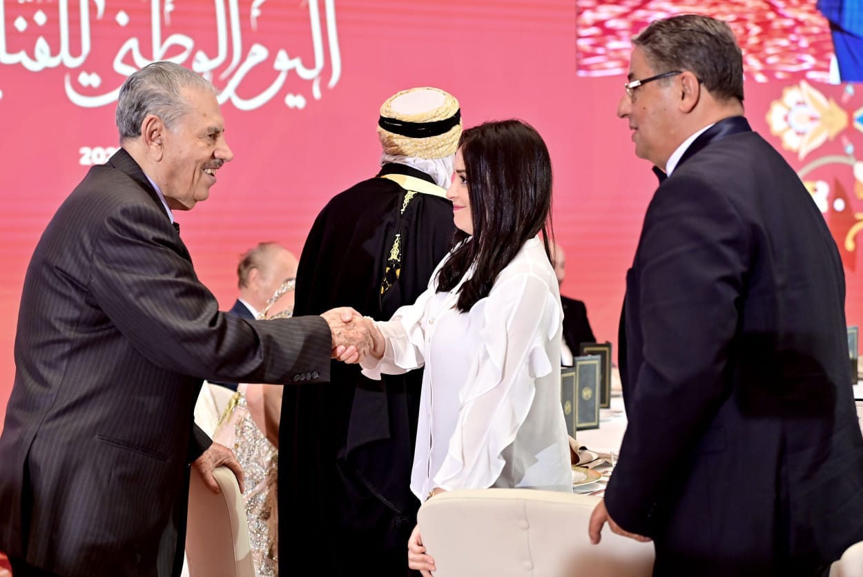 صالح قوجيل يشارك في حفل تكريم الفنانين الجزائريين