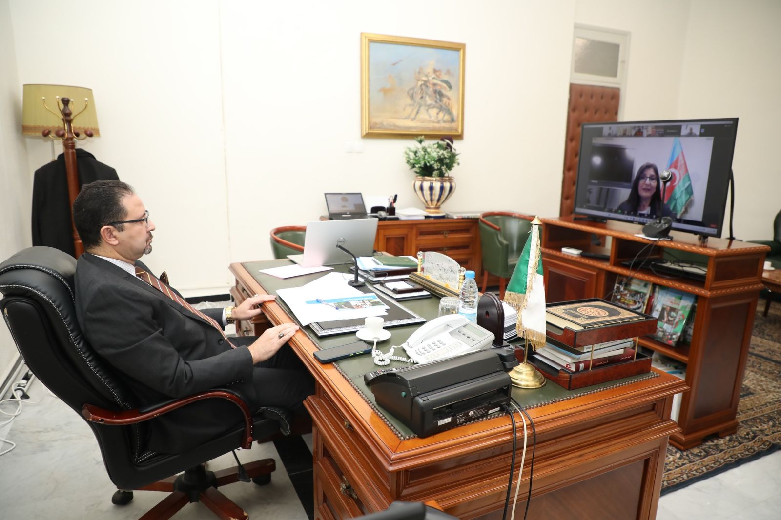 السيد احمد خرشي، نائب رئيس مجلس الأمة يشارك في اجتماع اللجنة التنفيذية للاتحاد البرلماني الدولي