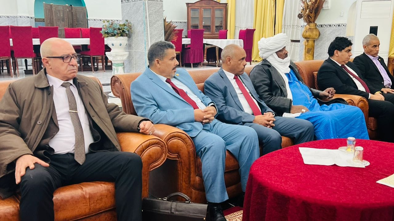 لجنة الصحة والشؤون الاجتماعية والعمل والتضامن الوطني برئاسة البروفيسور الحبيب دواقي تحل بولاية بشار وتباشر تنفيذ برنامجها