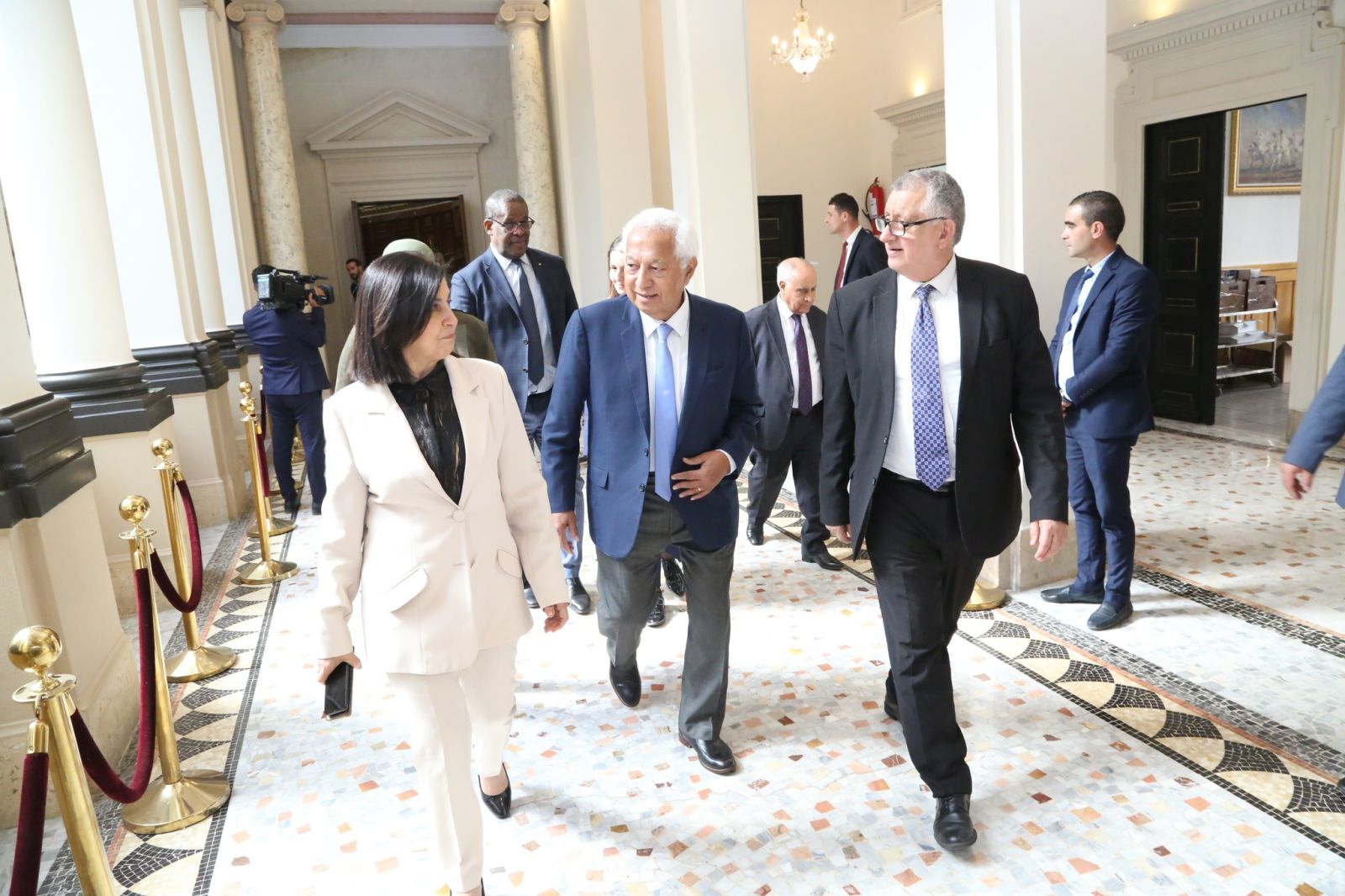 وفد عن الجمعية العالمية للجان الأولمبية الوطنية، برئاسة السيد ميتشال روبين يزور مجلس الأمة