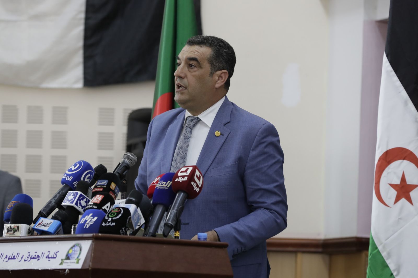مداخلة السيد صالح قوجيل رئيس مجلس الأمة أمام الجامعة الصيفية لإطارات جبهة البوليساريو والجمهورية العربية الصحراوية الديمقراطية (تلاها نيابة عنه السيد محمد رضا أوسهلة، نائب رئيس مجلس الأمة مكلف بالعلاقات الخارجية)