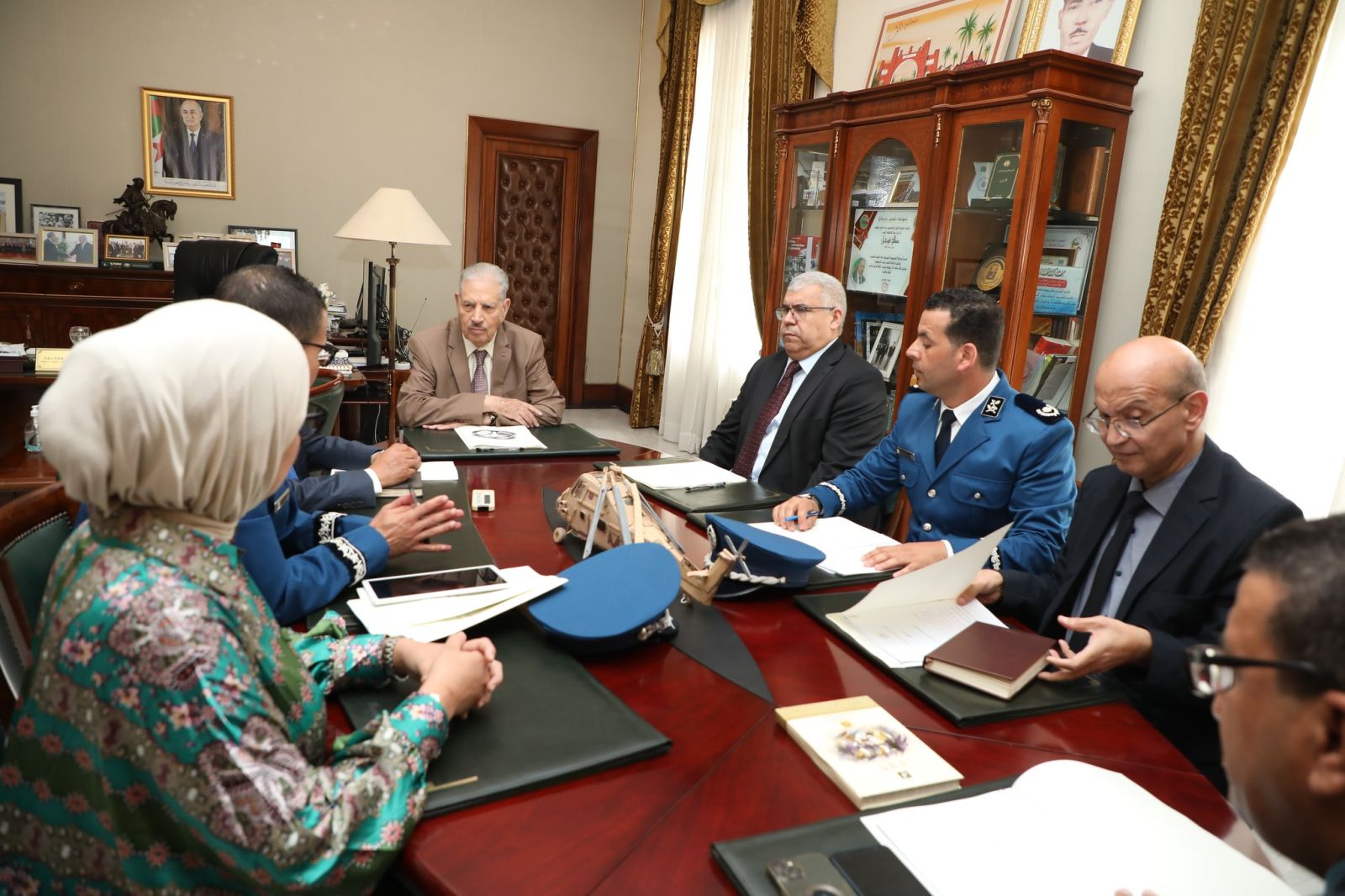 السيد صالح قوجيل، رئيس مجلس الأمة، يخص مجلة الشرطة بحوار صحفي، بمناسبة الذكرى الثانية والستين (62) لتأسيس الشرطة الجزائرية..