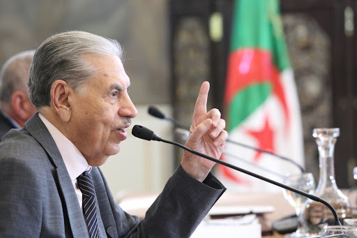 السيد صالح قوجيل رئيس مجلس الأمة يهنئ السيدات والسادة إطارات وموظفي مجلس الأمة بمناسبة الذكرى الثانية والستين لعيدي الاستقلال والشباب، واطلالة العام الهجري الجديد 1446