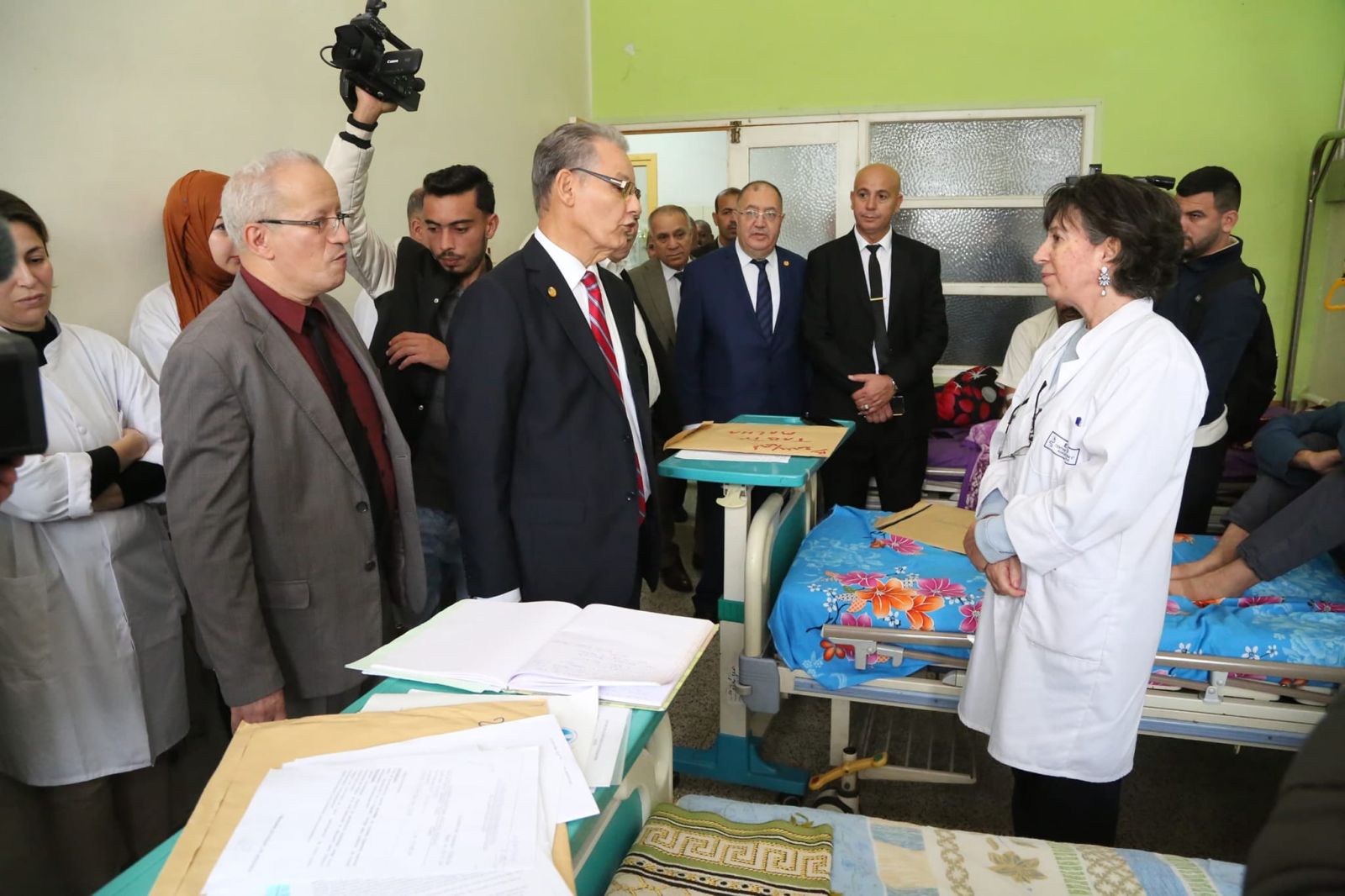 البعثة الاستعلامية المؤقتة عن لجنة الصحة والشؤون الاجتماعية والعمل والتضامن الوطني بمجلس الأمّـة  تباشر مهمة عملها إلى المؤسسات الاستشفائية بالجزائر العاصمة.