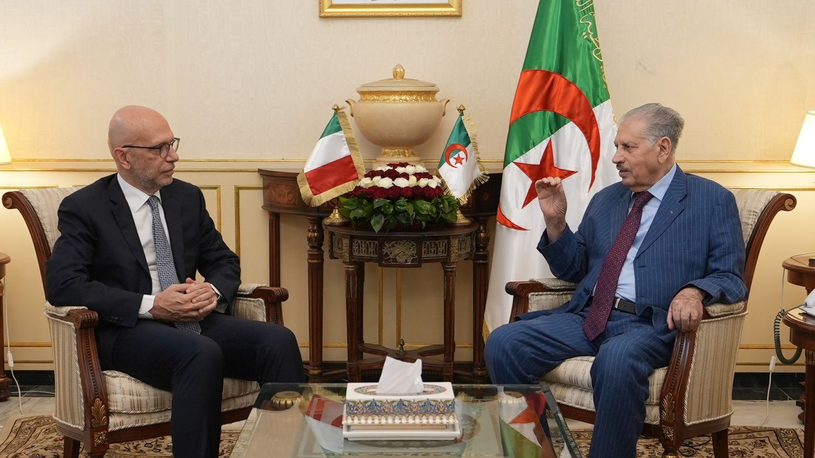 السيد صالح ڤوجيل، رئيس مجلس الأمة يستقبل سعادة السيد ألبيرتو كوتيلو   Alberto Cutillo ، سفير الجمهورية الإيطالية بالجزائر