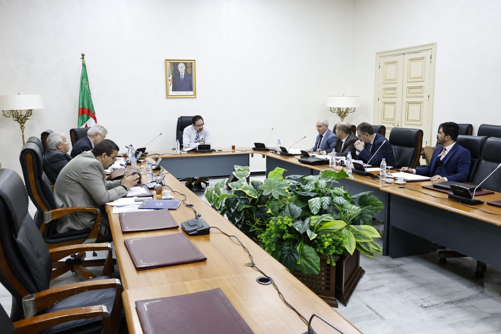 فوج العمل المكلف بالنظر في المشروع التمهيدي لقانون البلدية والمشروع التمهيدي لقانون الولاية، ينهي أشغاله