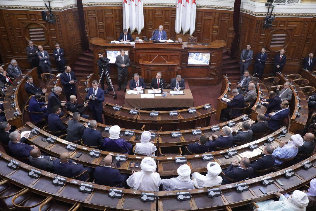 السيد صالح قوجيل، رئيس مجلس الأمة، يؤكد في ختام جلسة علنية خصصت لإجراء عملية القرعة المتعلقة بتجديد نصف عدد أعضاء مجلس الأمة المنتخبين في الولايات العشر الجديدة على: