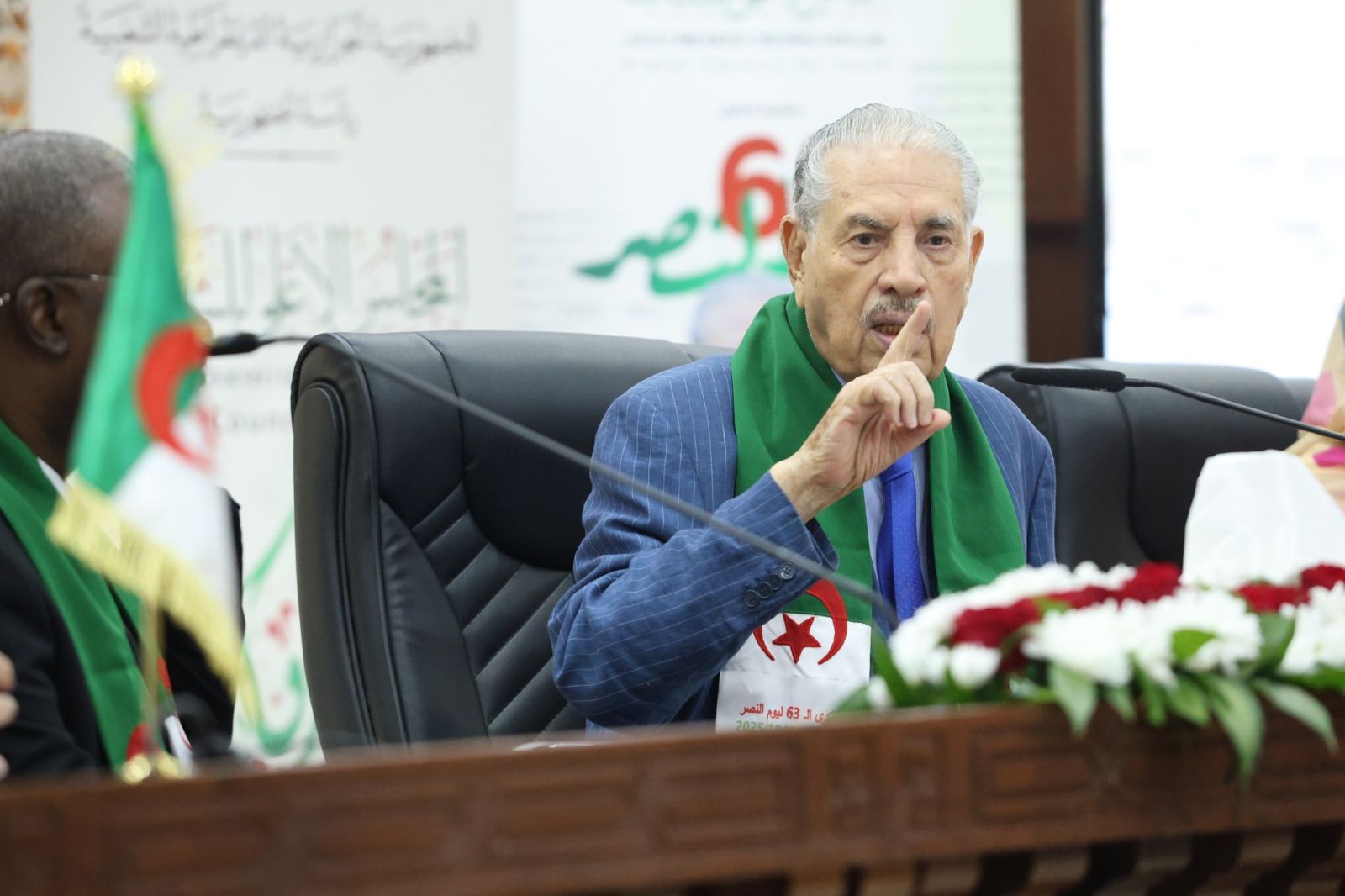 السيد صالح قوجيل رئيس مجلس الأمة يؤكد: "أن الشباب هم القوة التي تعول عليها الجزائر، وأن الجزائر ستبقى منتصرة بفضل تقوية الجبهة الداخلية، وعبارة رئيس الجمهورية السيد عبد المجيد تبون "لن نساوم بدم الشهداء" هي شعار الدبلوماسية الوطنية حاضرا ومستقبلا"...
