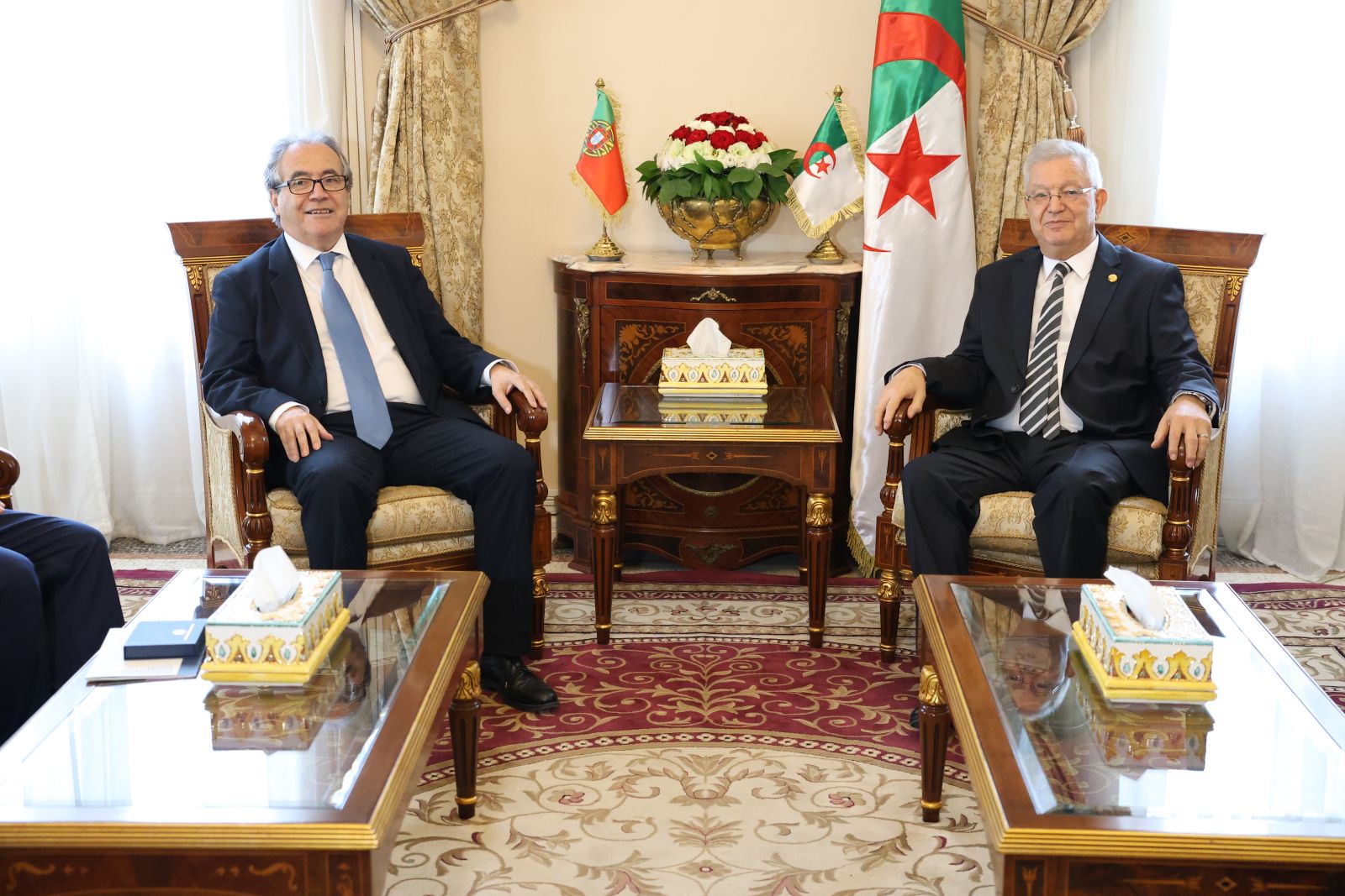 السيد عزوز ناصري، رئيس مجلس الأمة  يستقبل السيد خوسيه جوار أبرانتش  رئيس المحكمة الدستورية لجمهورية البرتغال