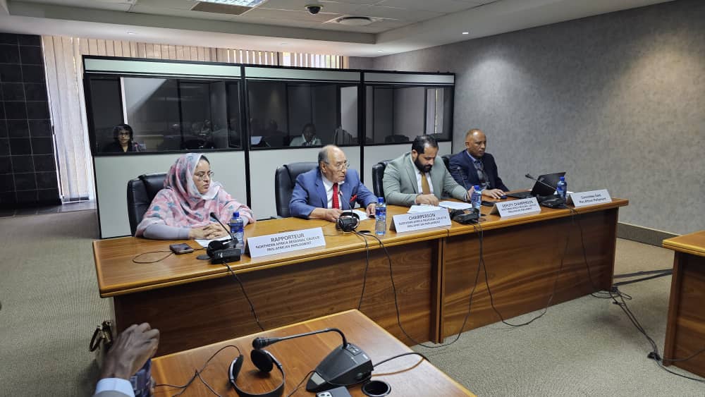 السيد عبد المجيد عز الدين، عضو مجلس الأمة، عضو البرلمان الإفريقي يترأس اجتماعًا تنسيقيًا للمجموعة الجيوسياسية لشمال إفريقيا بالبرلمان الإفريقي