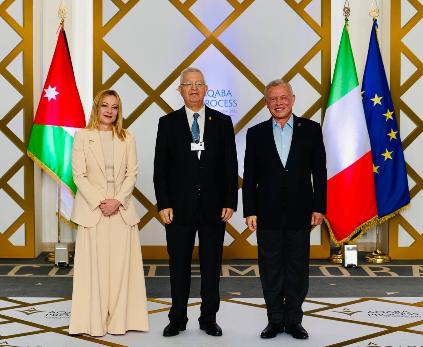 ممثلا للسيد عبد المجيد تبون، رئيس الجمهورية، السيد عزوز ناصري، رئيس مجلس الأمة ، يشارك في أشغال مؤتمر العقبة حول غرب إفريقيا اليوم الأربعاء 15 أكتوبر 2025، بالعاصمة الإيطالية روما