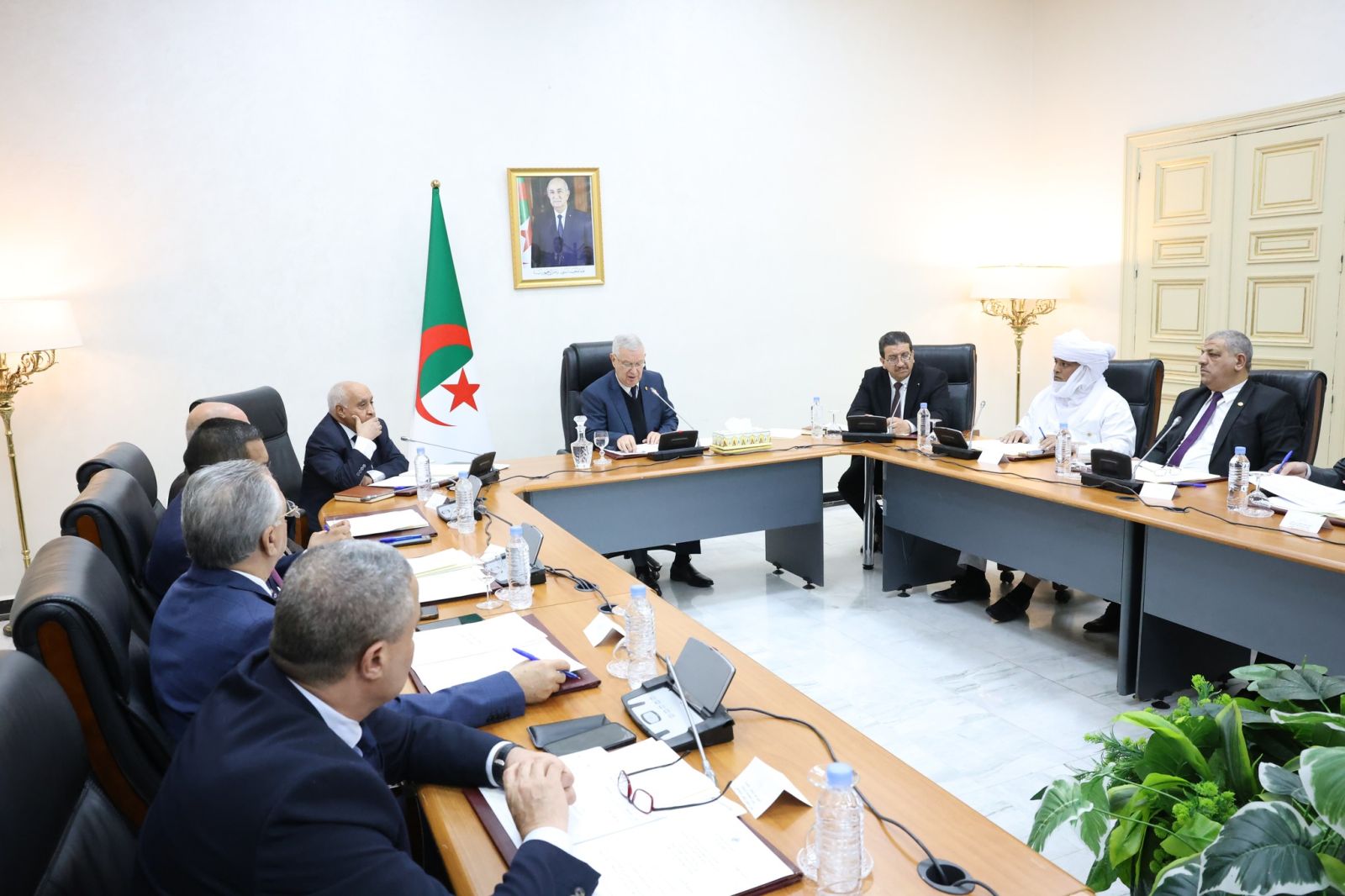 اجتماع مكتب مجلس الأمة، الموسّع لرؤساء المجموعات البرلمانية والمراقب البرلماني