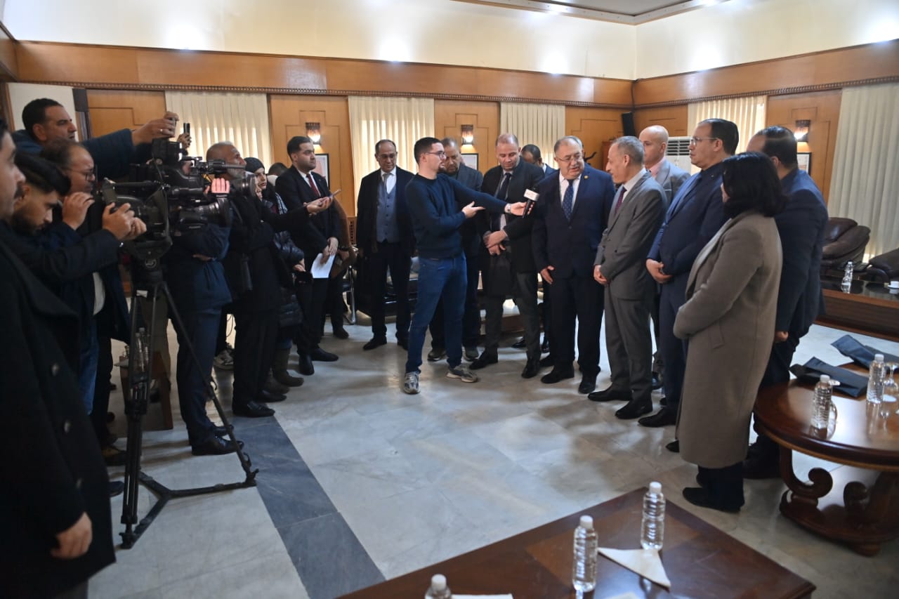 وفد البعثة الاستعلامية المؤقتة عن لجنة الثقافة والإعلام والشبيبة والسياحة برئاسة البروفيسور محمد بوكرو، يختتم زيارته الميدانية لولاية عنابة