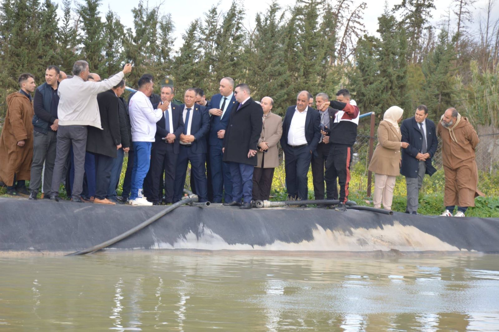 البعثة الاستعلامية المؤقتة عن لجنة الفلاحة والتنمية الريفية بمجلس الأمة، برئاسة السيد لخضر مولاي سعدون، تباشر مهمتها بولاية معسكر